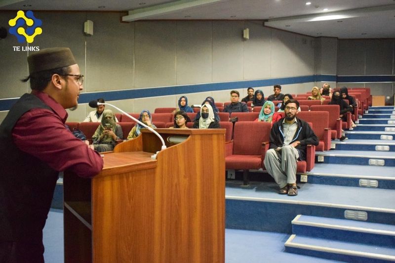 Starting a Business While in College Changed My Life: How I Launched UTech with $5,000